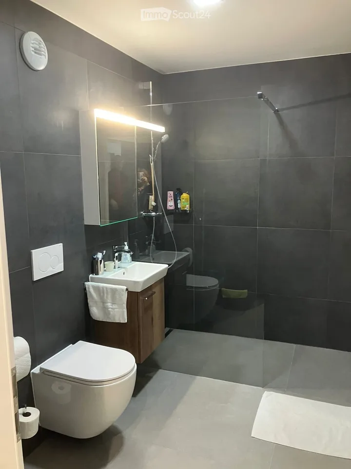 Moudon, 3,5 pces, neuf,  duplex, balcon, parking intérieur.