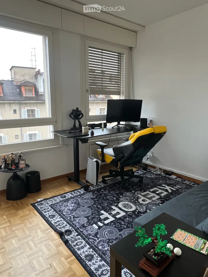 City Center Amazing Apartment Release:  A Stone's throw to lake; 3-minute walk to entertainment