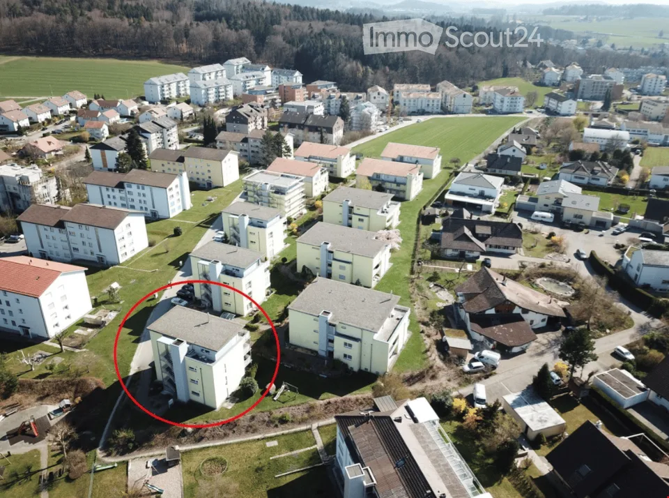 Bright 5.5-room apartment with balcony and beautiful view in Düdingen