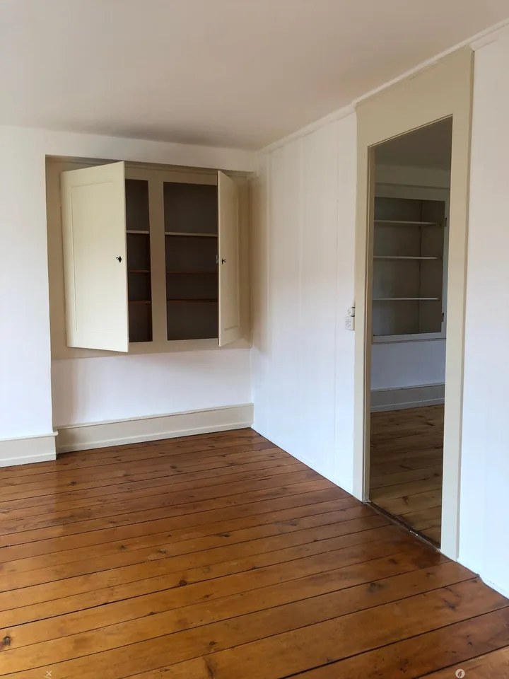 Charmante 3-Zimmer-Dachwohnung im Plänkequartier in Biel