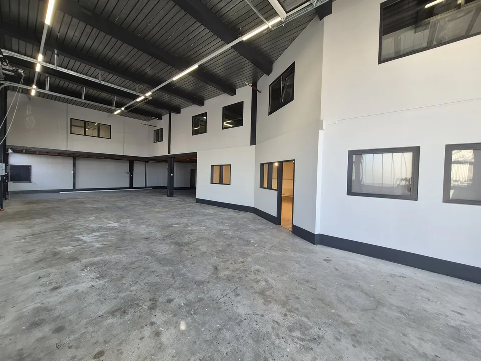 Versatile commercial unit