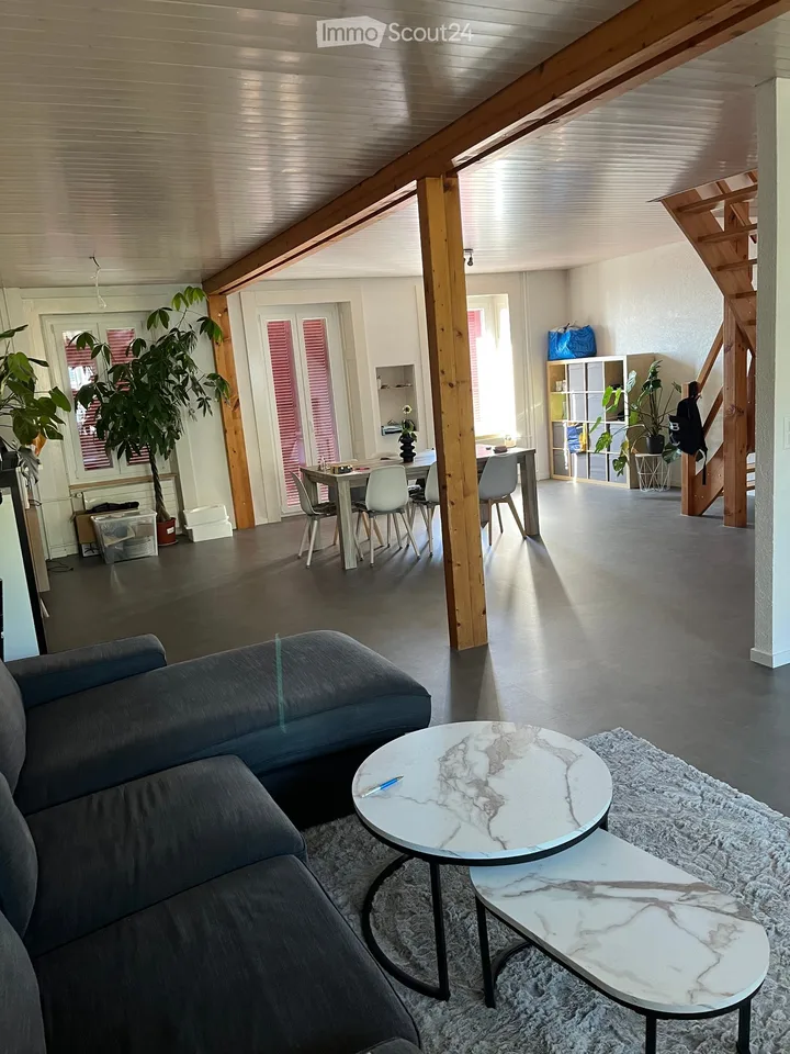 Charmant appartement de 4.5 pièces à louer à Neuchâtel – Rue de Tivoli