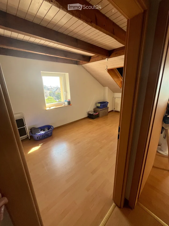 Charming 4.5-room apartment for rent in Neuchâtel – Rue de Tivoli