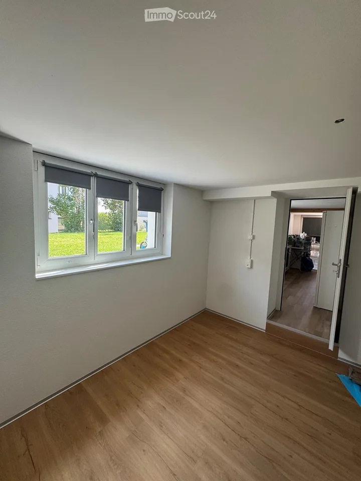 Moderne Einliegerwohnung am Alpenweg 3, Müntschemier