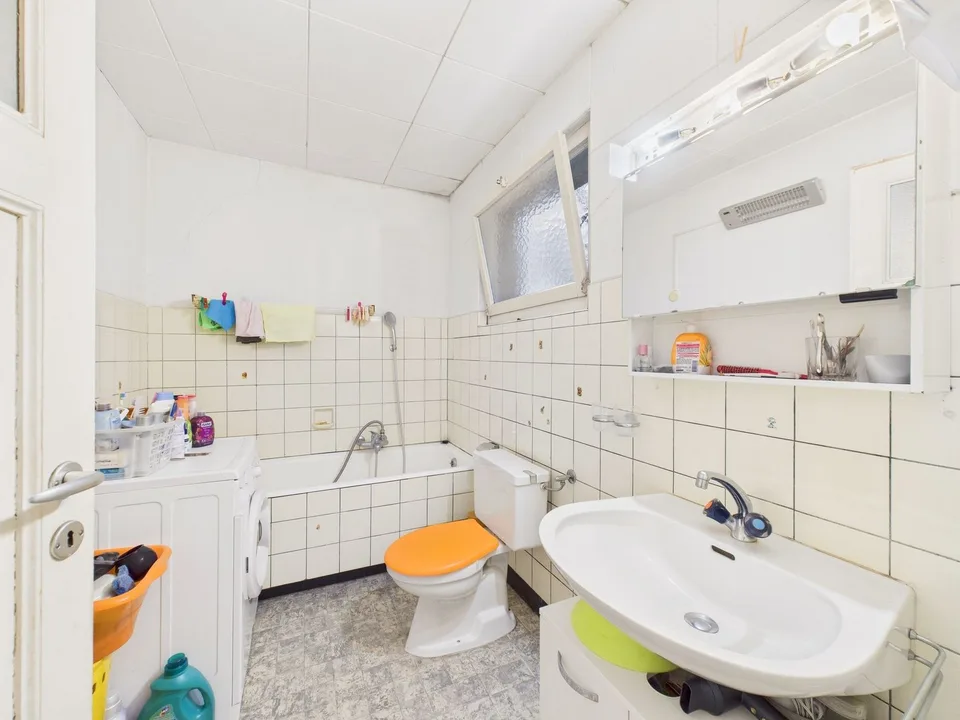 Charmantes 4.5-Zimmer-Einfamilienhaus, eingebettet in die Natur in Aranno