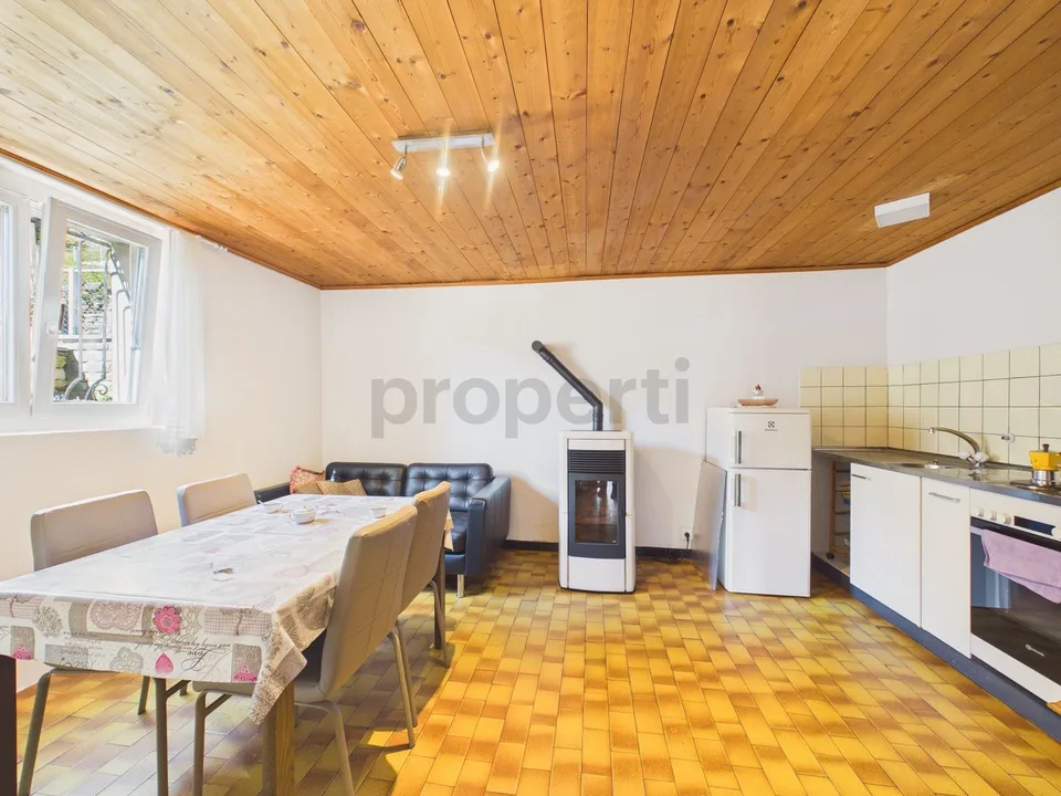 Einfamilienhaus mit Torf, Garten und Panoramablick RESIDENZA PRIMARIA E SECONDARIA IN VAL CALANCA