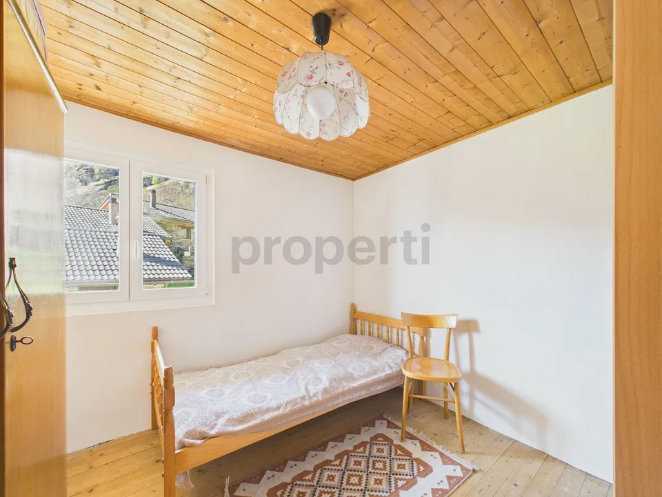 Einfamilienhaus mit Torf, Garten und Panoramablick RESIDENZA PRIMARIA E SECONDARIA IN VAL CALANCA