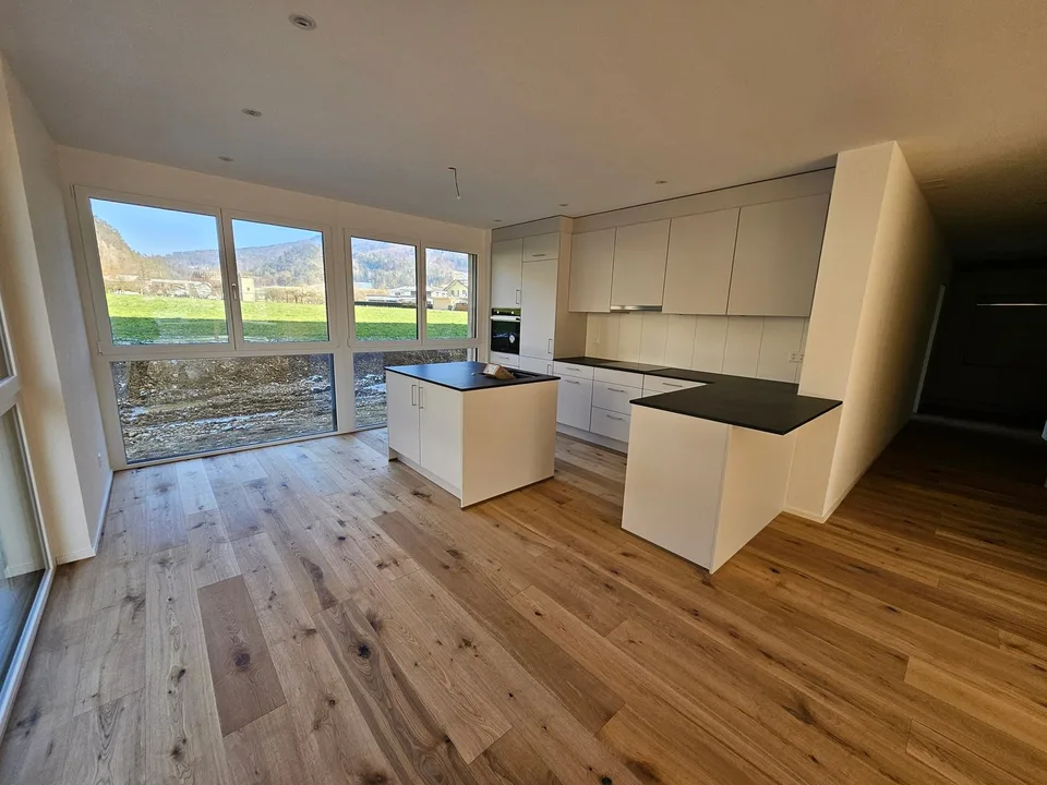 Une fois disponible : appartements neufs de 2,5 pièces inondés de lumière avec dressing