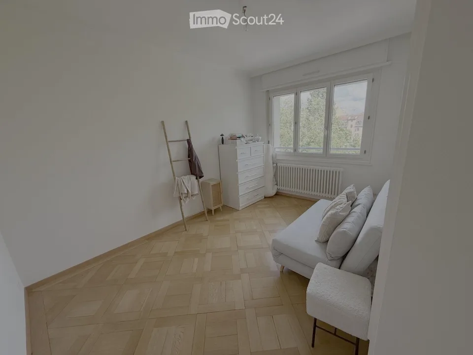 Appartement 4 pièces avec vue PLACE FAVRE
