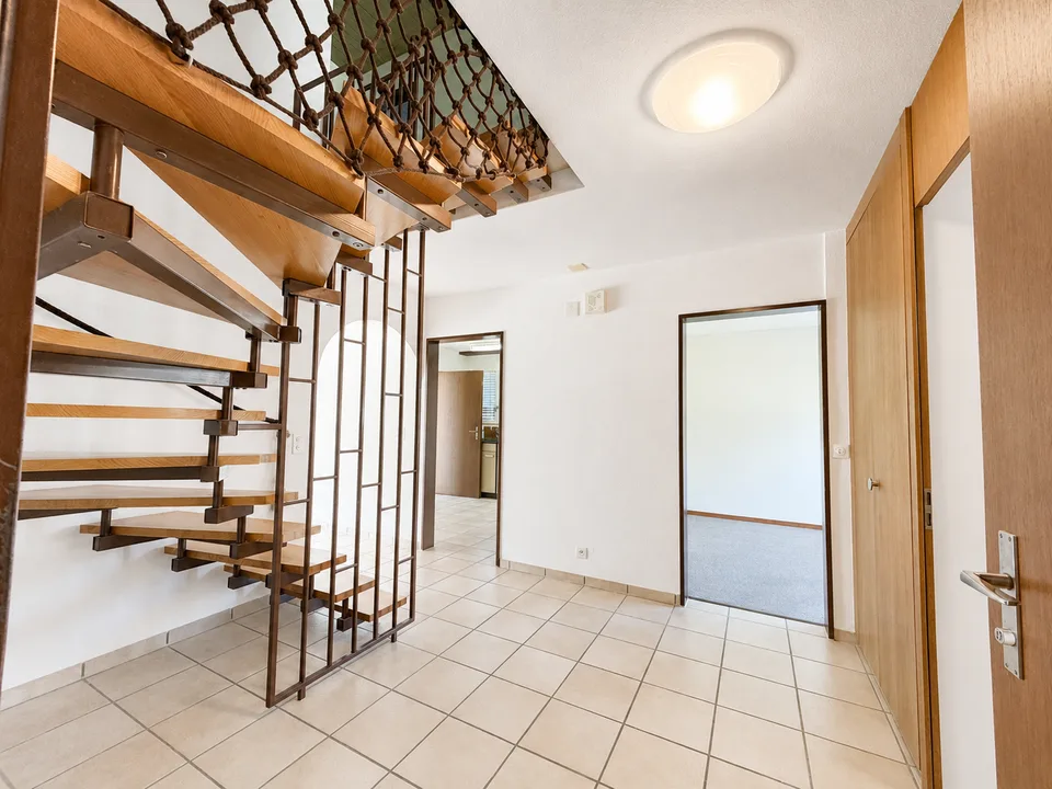 Half-house with 5.5 rooms in a quiet location in Balsthal for sale
