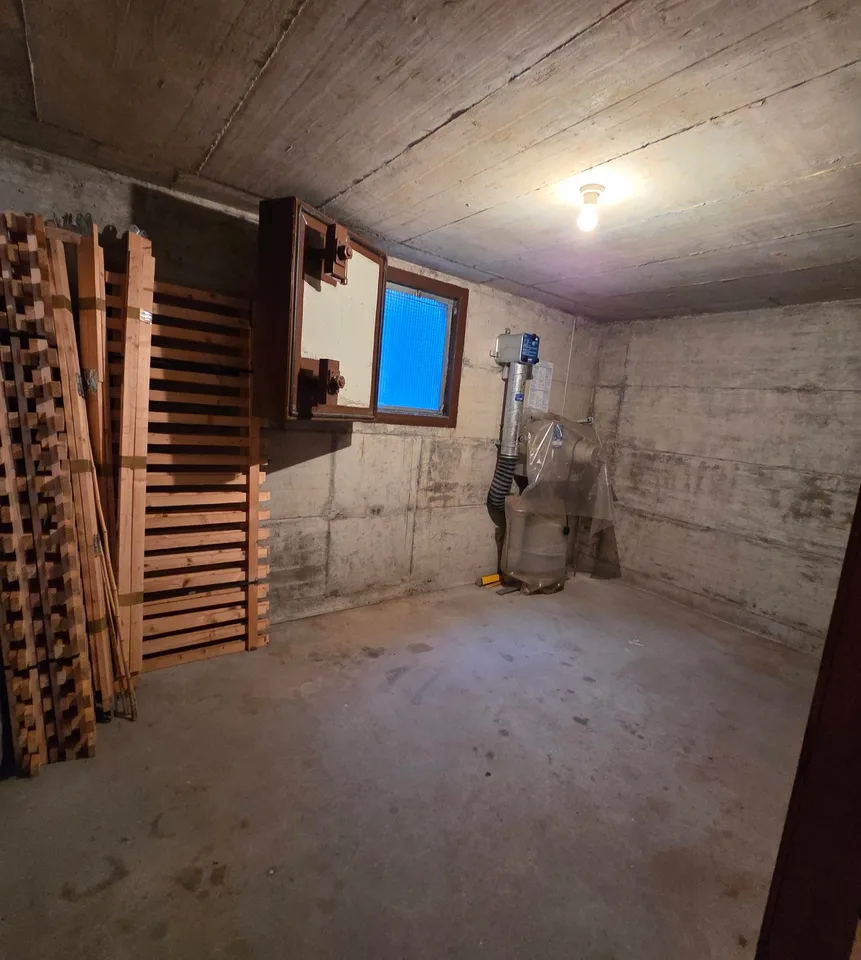 Half-house with 5.5 rooms in a quiet location in Balsthal for sale