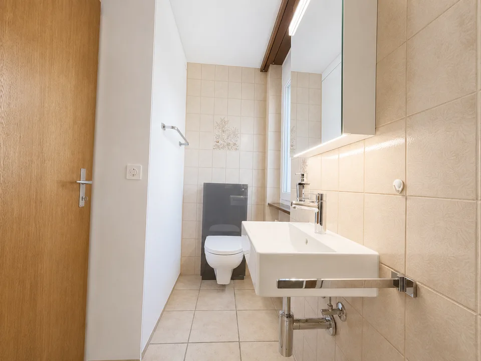 Half-house with 5.5 rooms in a quiet location in Balsthal for sale