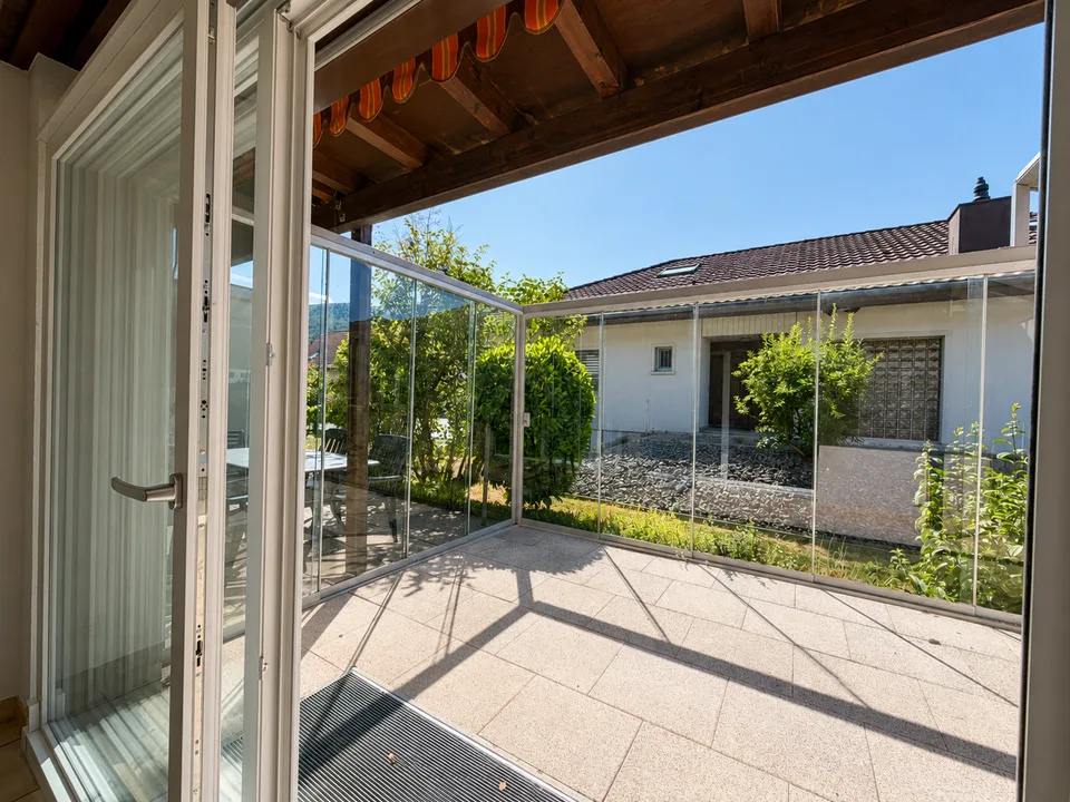 Half-house with 5.5 rooms in a quiet location in Balsthal for sale