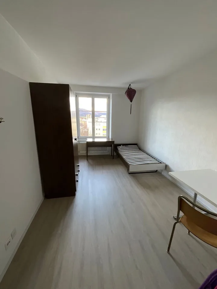 Chambre meublée avec salle de bain privative