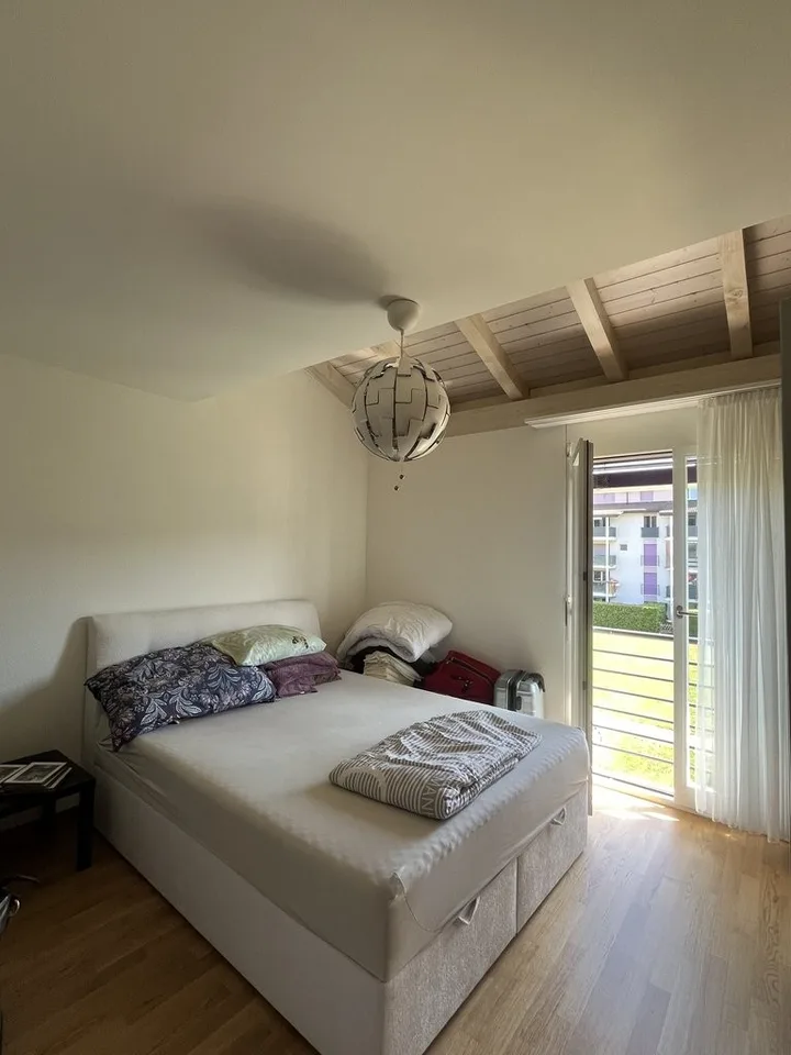 KURZPIN - 2,5 Zimmer im 2. Stock