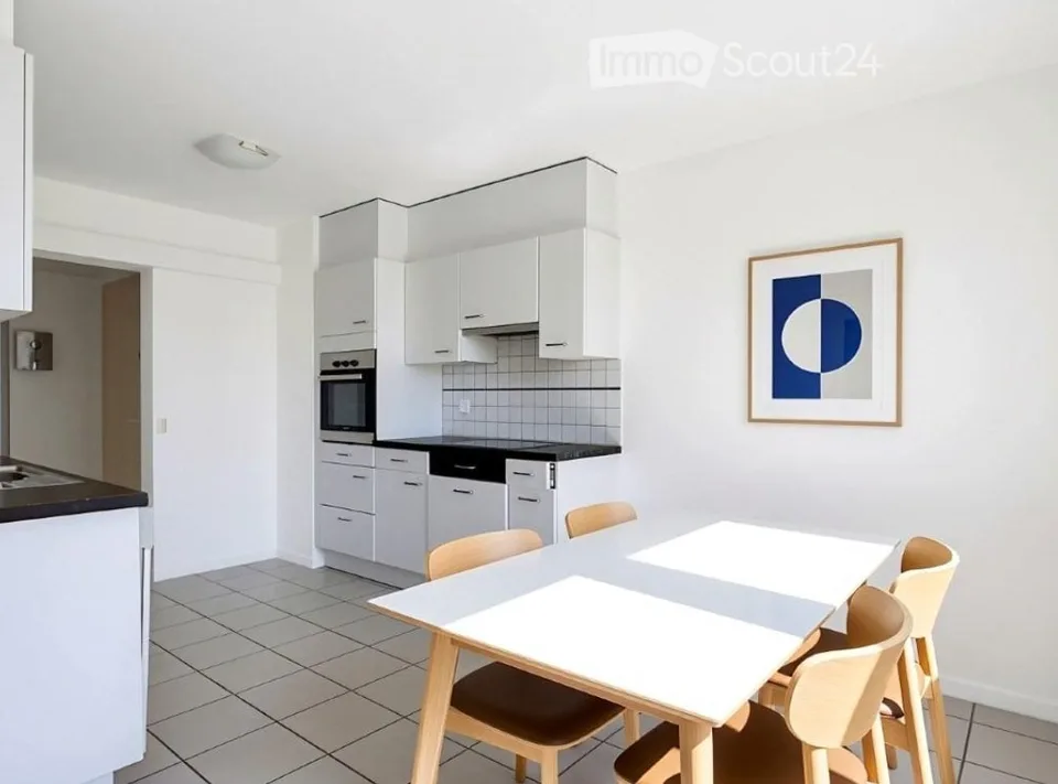 Geräumige 4,5 Zimmer Wohnung in Ponthaux zu vermieten ab 1.09.26
