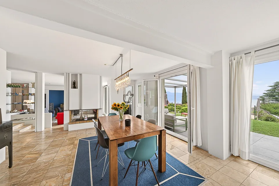 Magnificent property in a prestigious neighborhood of Lutry, with lake view