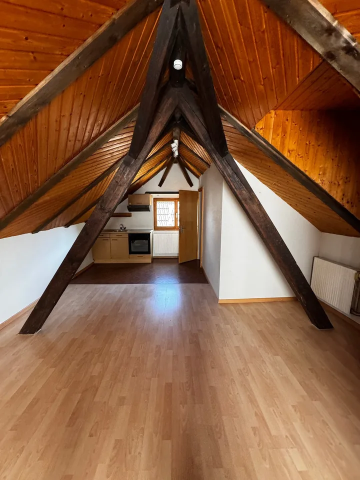 Maison dans un environnement calme dans la zone centrale de Biberist - rénovée en 2021