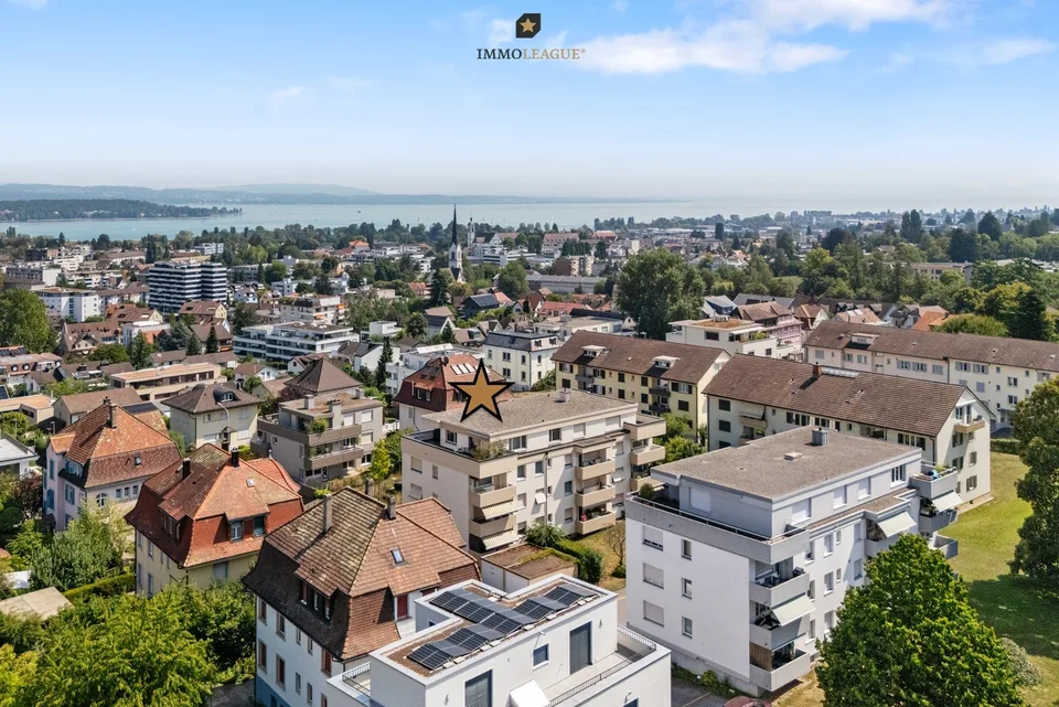 Wohnen über den Dächern mit Blick auf den See.