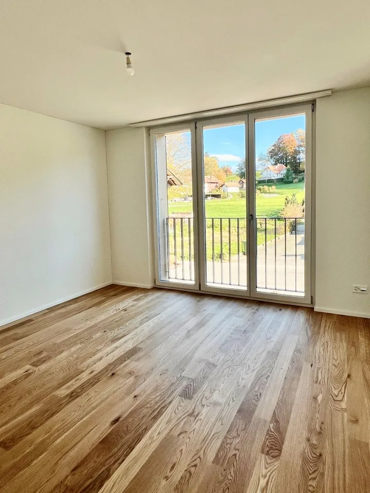 Prächtige 4.5 Zimmer Wohnung im 1. Stock