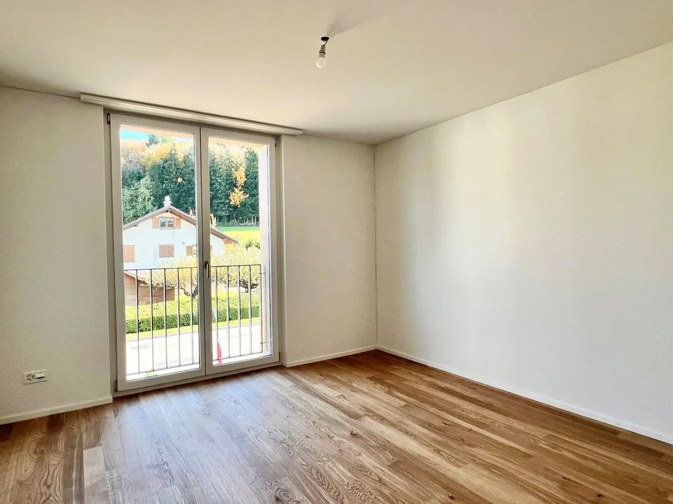 Prächtige 4.5 Zimmer Wohnung im 1. Stock