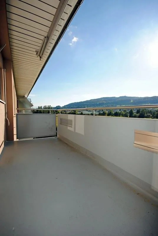 Appartement 2.5 pièces au haut rez-de-chaussée à Reinach AG