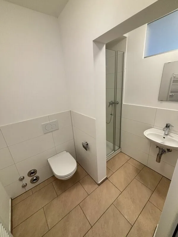 Geräumige helle 2-Zimmerwohnung