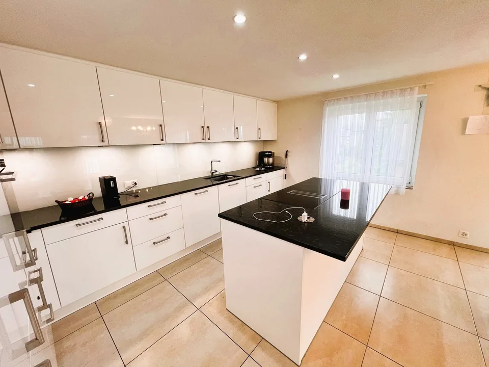 Quietly located yet close to the city center, 5 minutes on foot to the train station