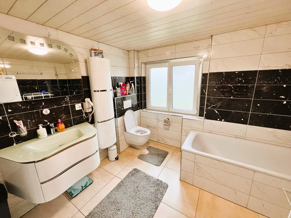 Quietly located yet close to the city center, 5 minutes on foot to the train station