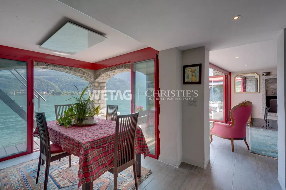 Direkt am See mit Bootsplatz: Charmante Villa in Riva San Vitale zum Verkauf ? Zweitwohnsitz möglich