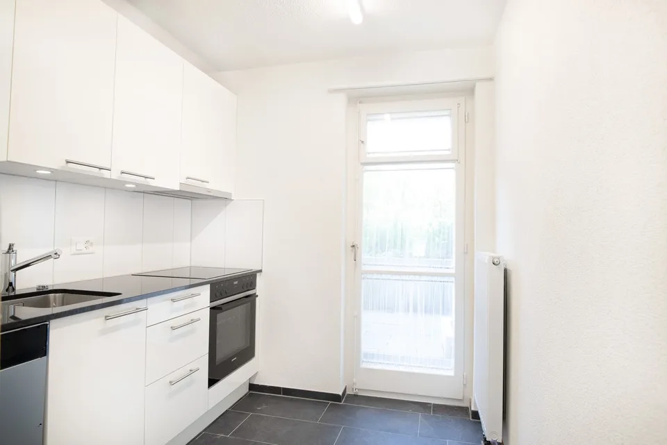 Renovierte 4- Zimmerwohnung in Spreitenbach zu vermieten!