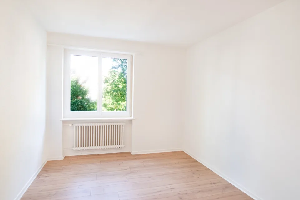 Renovierte 4- Zimmerwohnung in Spreitenbach zu vermieten!