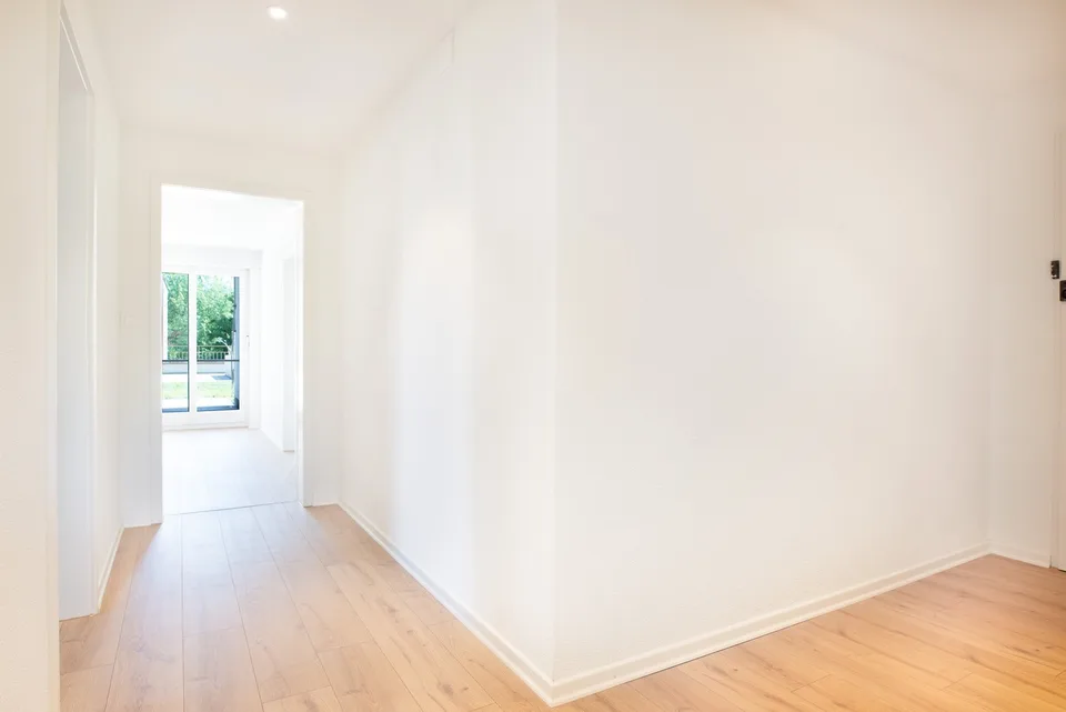 Renovierte 4- Zimmerwohnung in Spreitenbach zu vermieten!