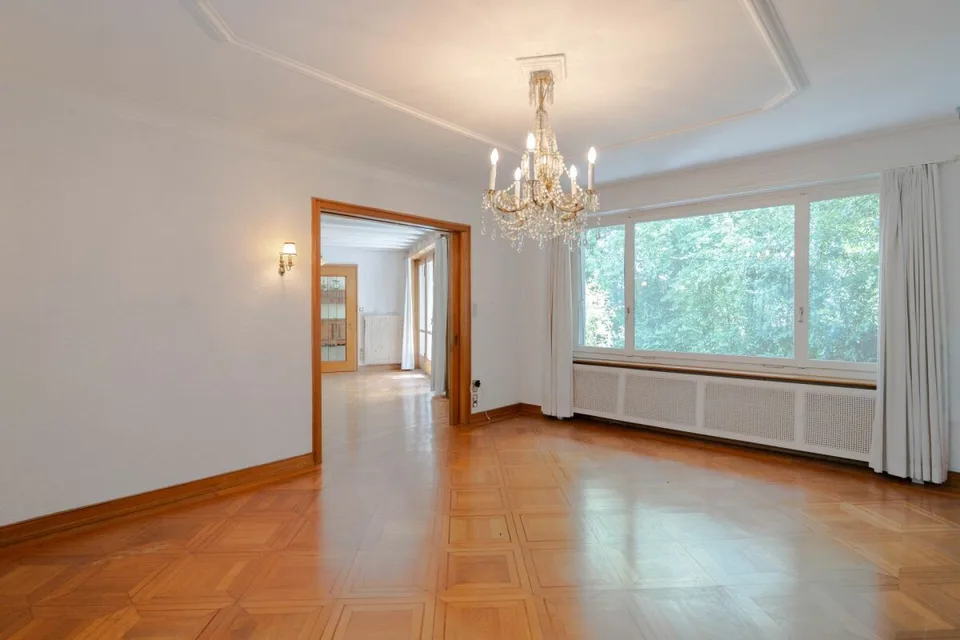 Historische Landhausvilla in ruhiger Lage