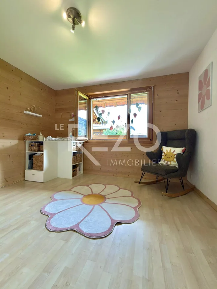 Wohnung mit 4,5 Zimmern, großem Balkon und Panoramablick. Troistorrents, VS