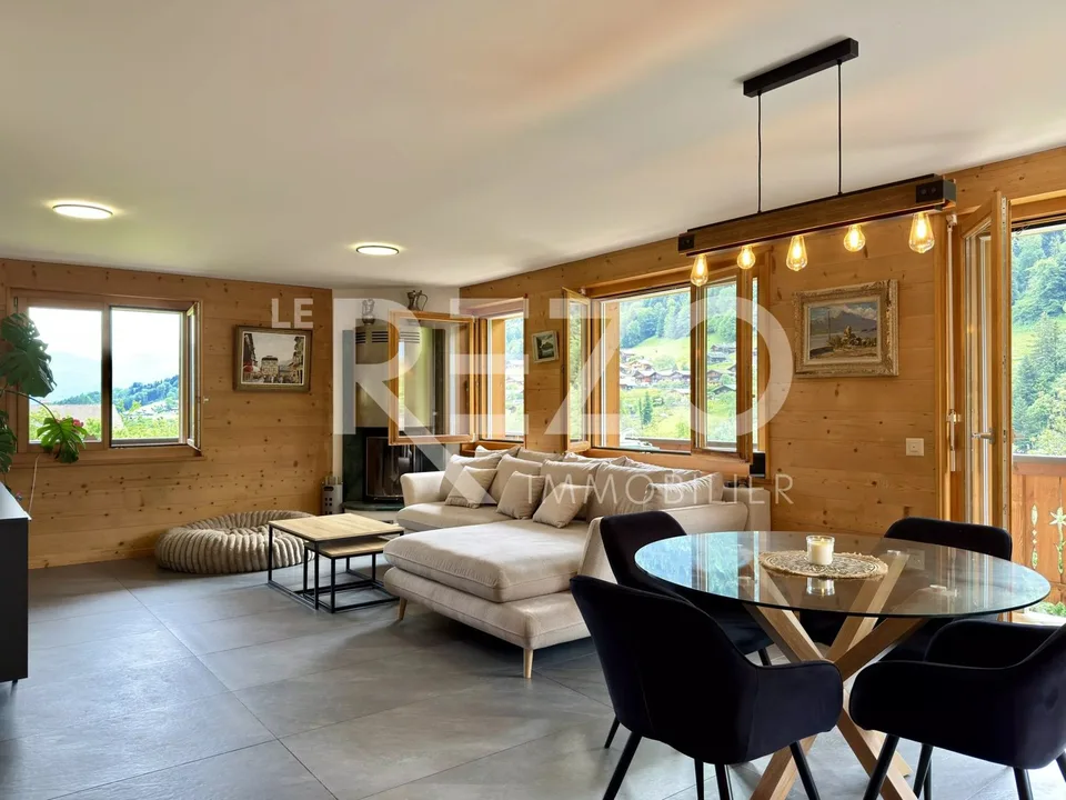 Wohnung mit 4,5 Zimmern, großem Balkon und Panoramablick. Troistorrents, VS