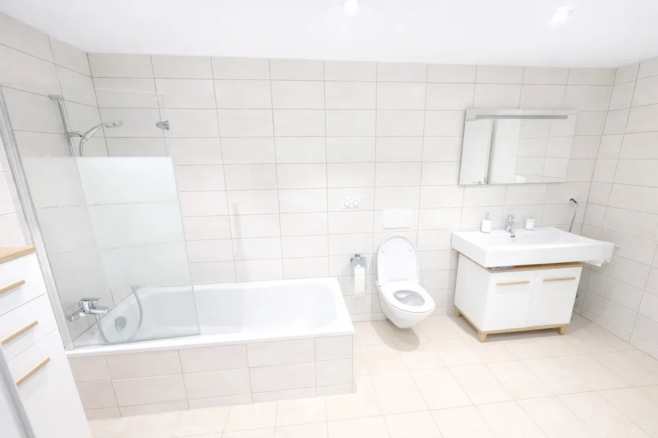 Schönes 5 Zimmer Reihenhaus mit Garten und Innenparkplatz