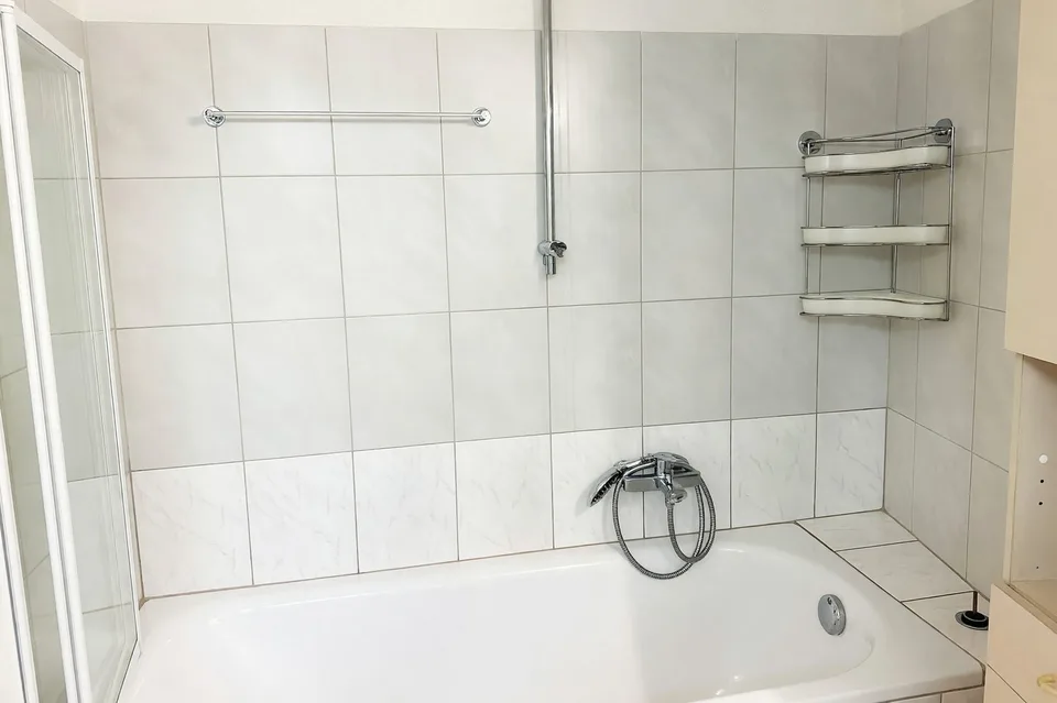 Maison de noyau 3,5 avec jardin et veranda extérieure