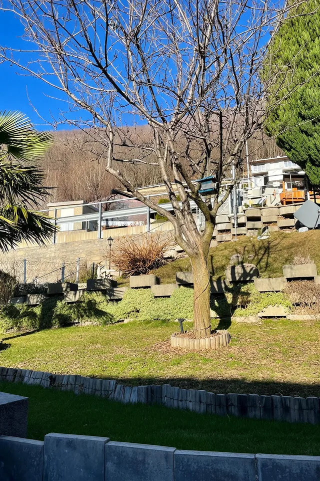 Maison de noyau 3,5 avec jardin et veranda extérieure