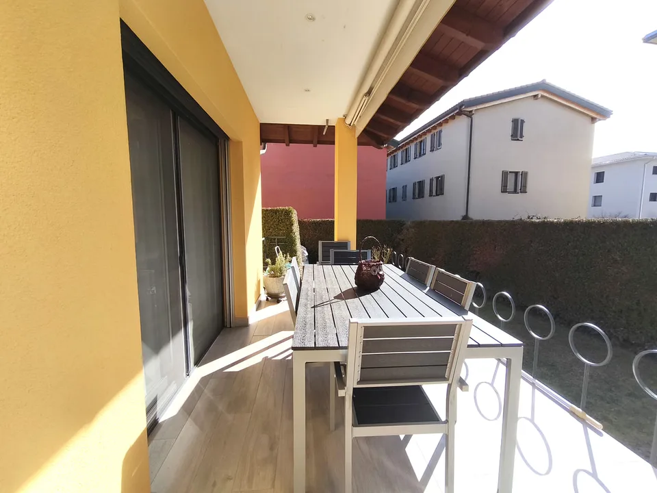 Wunderschönes Haus mit 6,5 Zimmern und Garten mit Gegenstromschwimmbad