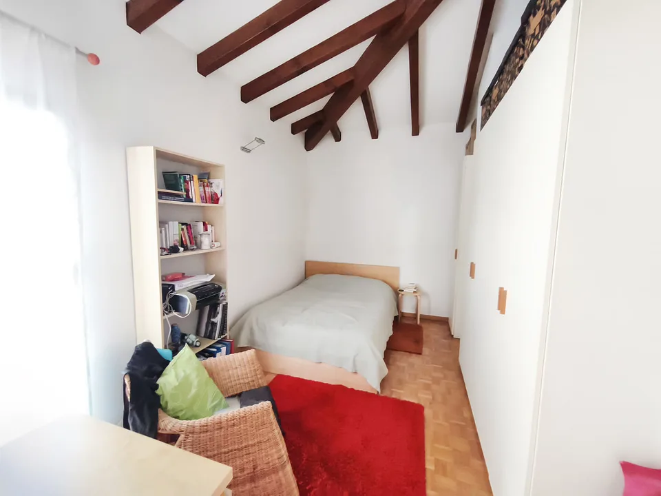 Wunderschönes Haus mit 6,5 Zimmern und Garten mit Gegenstromschwimmbad