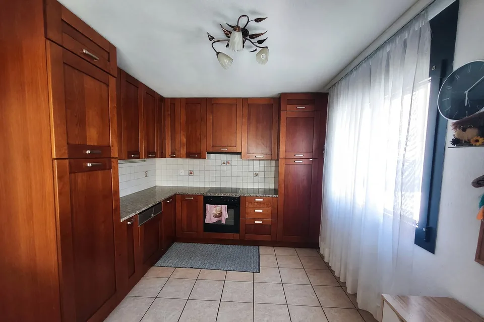 Villa 5,5 avec jardin de 300 m² et mansarde habitable