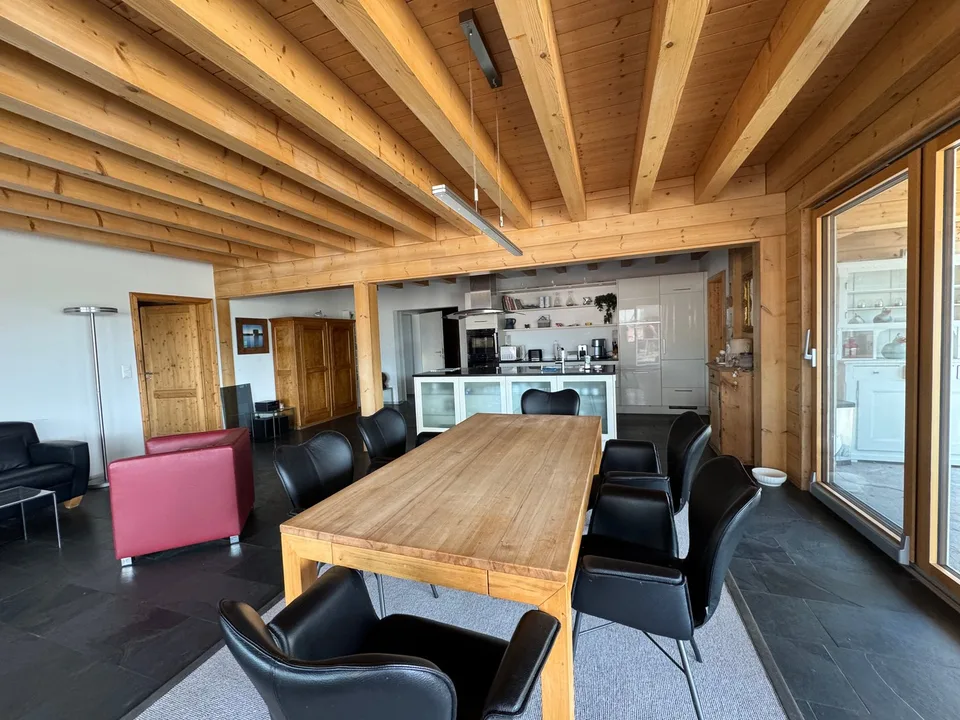 3 Familienhaus mit Pferdestall, Reitplatz, Naturpool und Überlaufbecken