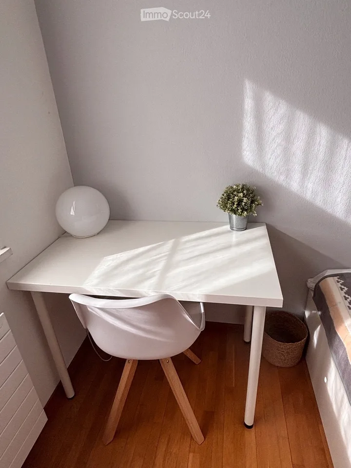 Schlafzimmer mit 140x200 Bett auf dem Land