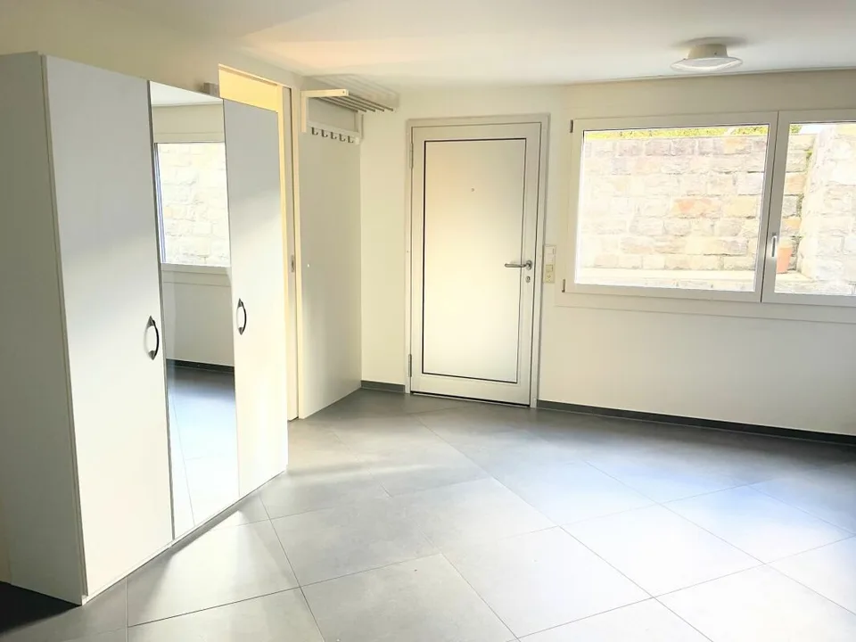 Appartamento arredato con stile con posto auto