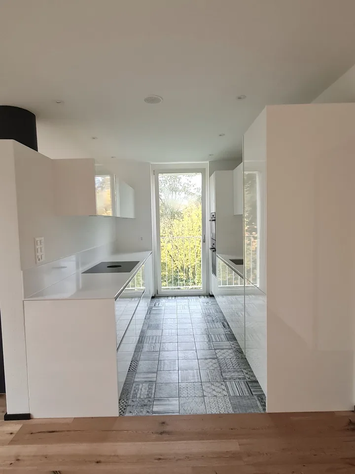 From 20.9./1.10./15.10. - Top 95m2 attic apartment with 65m2 roof garden