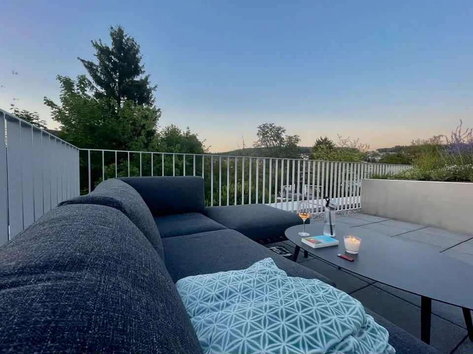 From 20.9./1.10./15.10. - Top 95m2 attic apartment with 65m2 roof garden