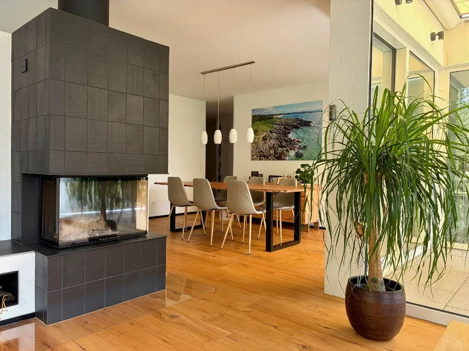 From 20.9./1.10./15.10. - Top 95m2 attic apartment with 65m2 roof garden