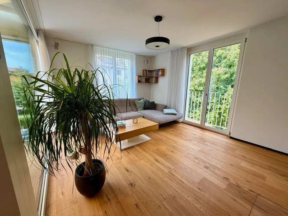 From 20.9./1.10./15.10. - Top 95m2 attic apartment with 65m2 roof garden