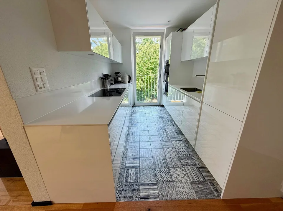 From 20.9./1.10./15.10. - Top 95m2 attic apartment with 65m2 roof garden